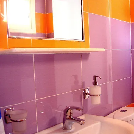 Mylos 피로스테파니