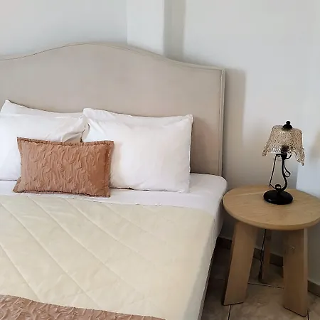 Mylos بيت ضيافة فِروستيفاني