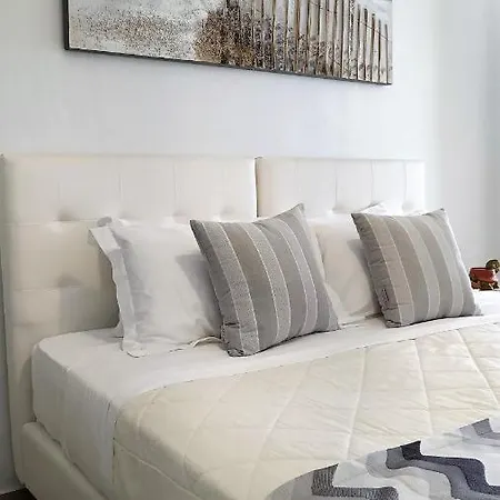 Mylos פירוסטפני