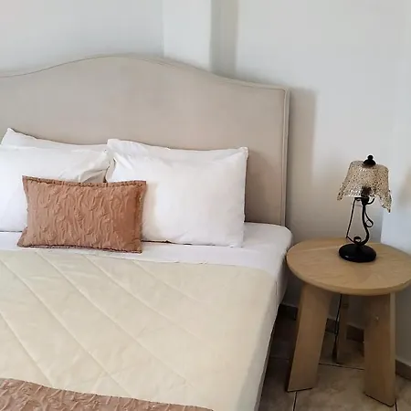 בית הארחה Mylos 4*