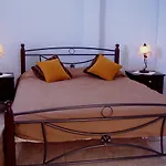 Mylos בית הארחה