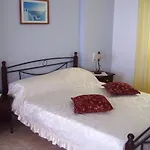 בית הארחה Mylos פירוסטפני